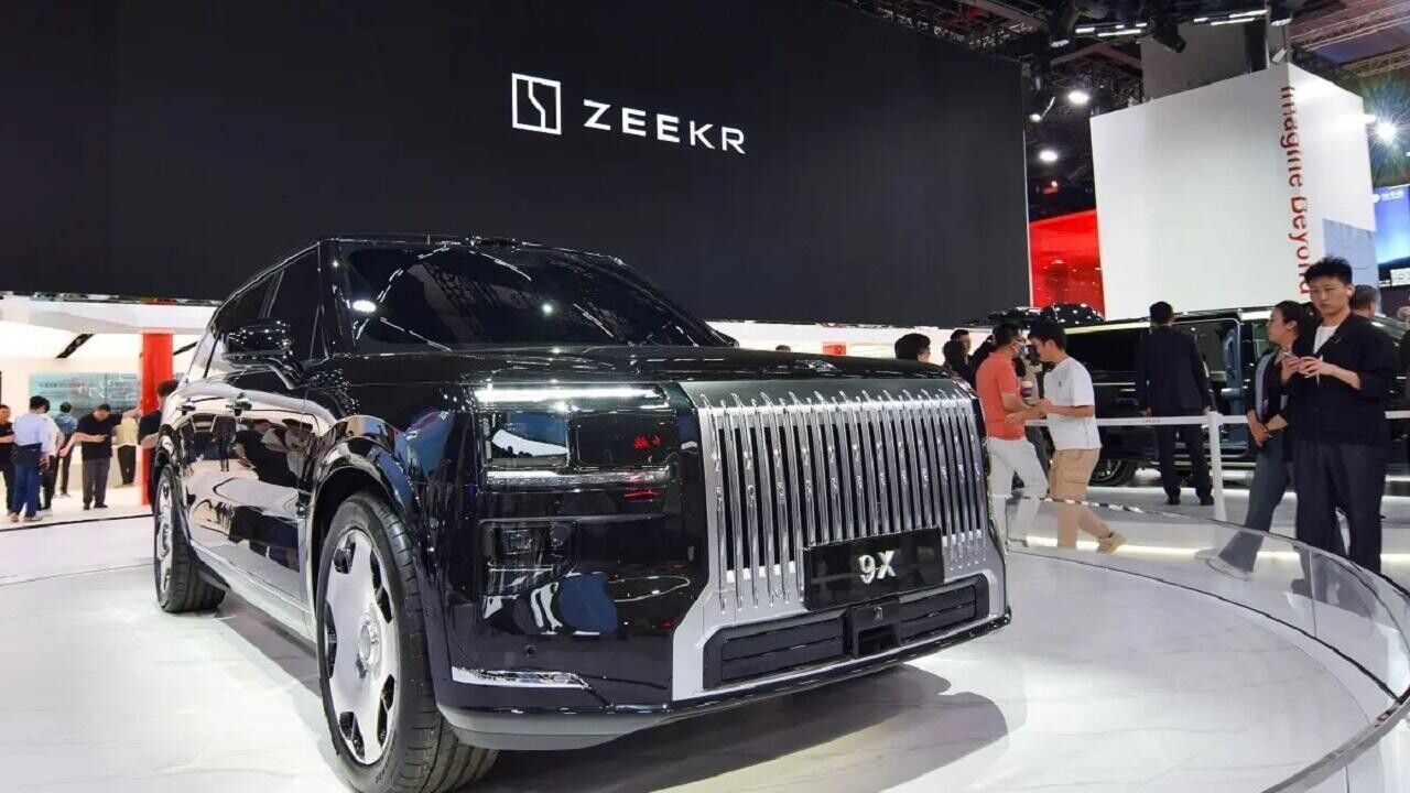Geely хочет полностью выкупить бренд электрокаров Zeekr. Во сколько оценили компанию?