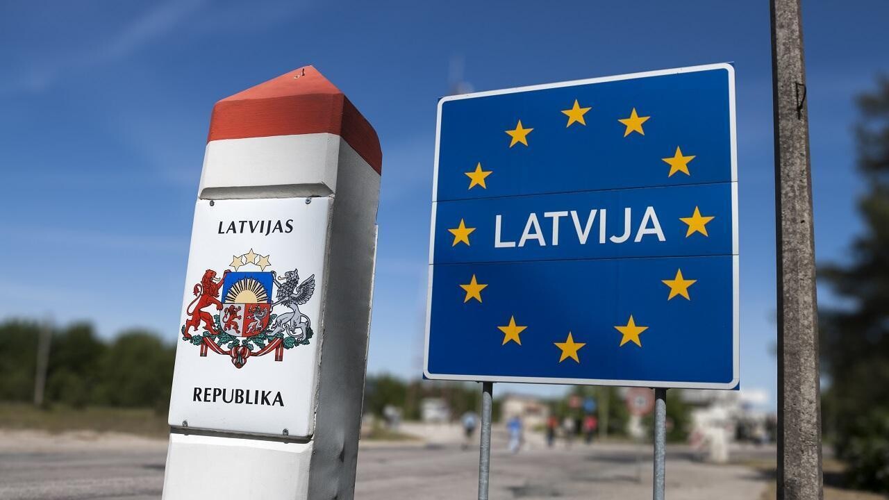 Погранпереход на границе Латвии не пропускал фуры из Беларуси