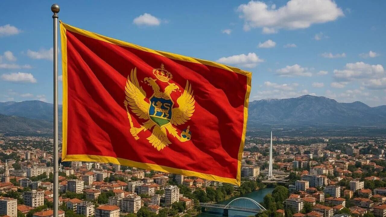 Черногория введет визы для белорусов с 1 ноября. Где можно будет получить?