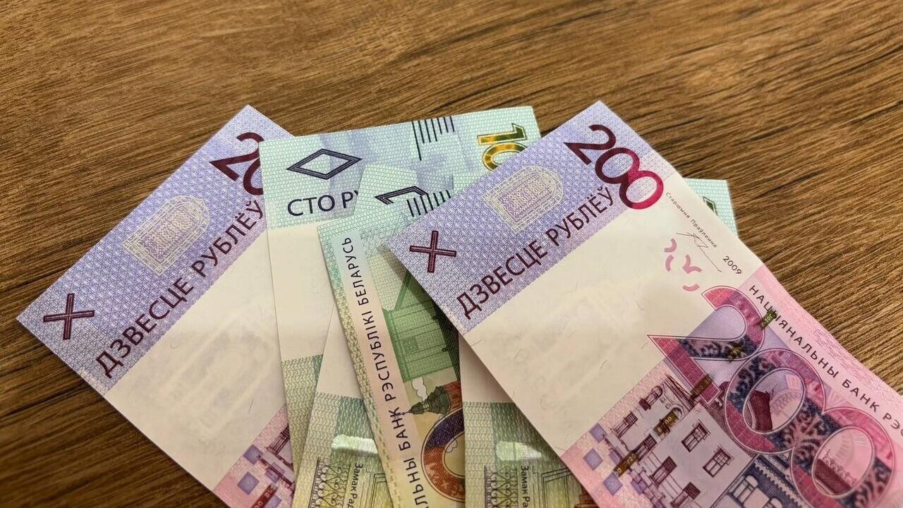 В Беларуси ищут работников на зарплату от 4000 рублей. Кому готовы столько платить?