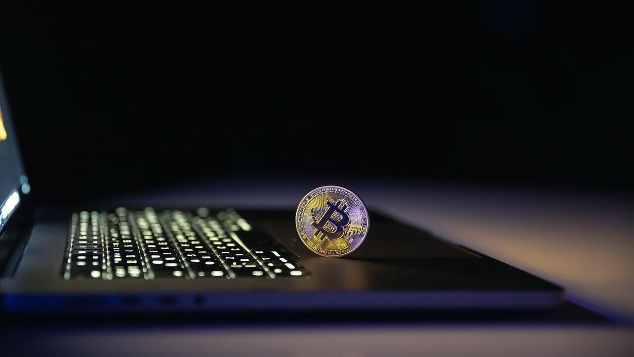 Минус 68 000. Белорус неудачно вложился в крипту