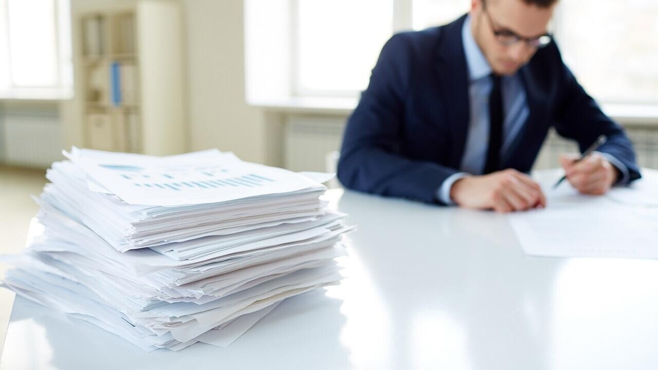 Новый указ существенно сократит для белорусов бумажную волокиту. Что меняется?