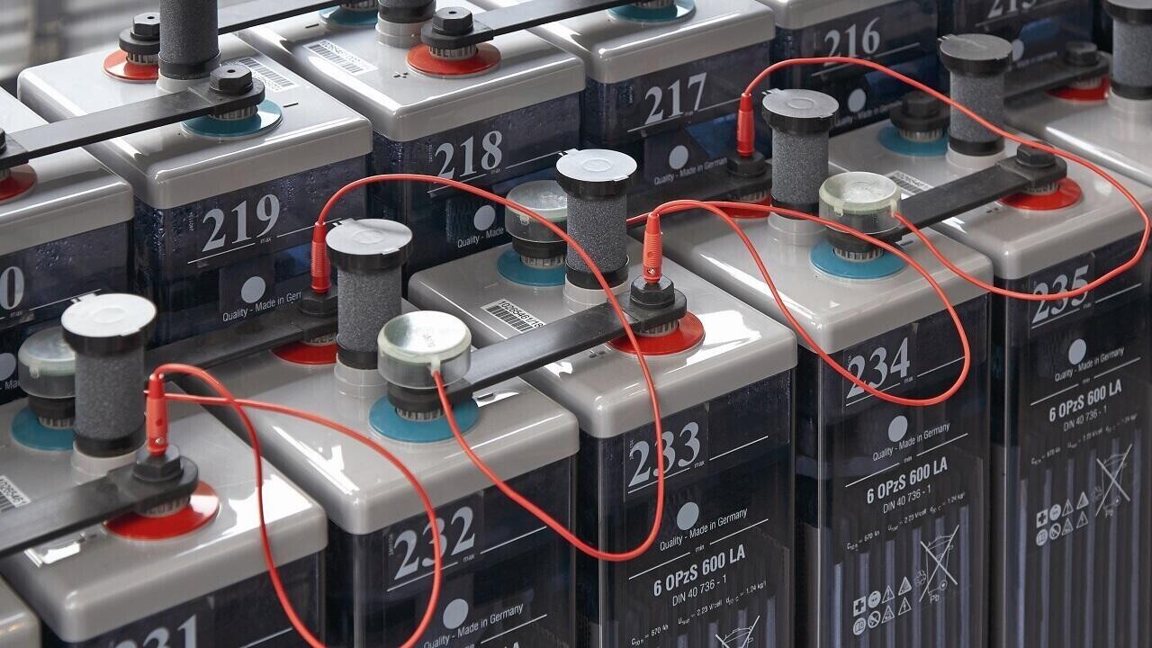 В Беларуси вводят лицензии на импорт аккумуляторов. Вырастут ли на цены?