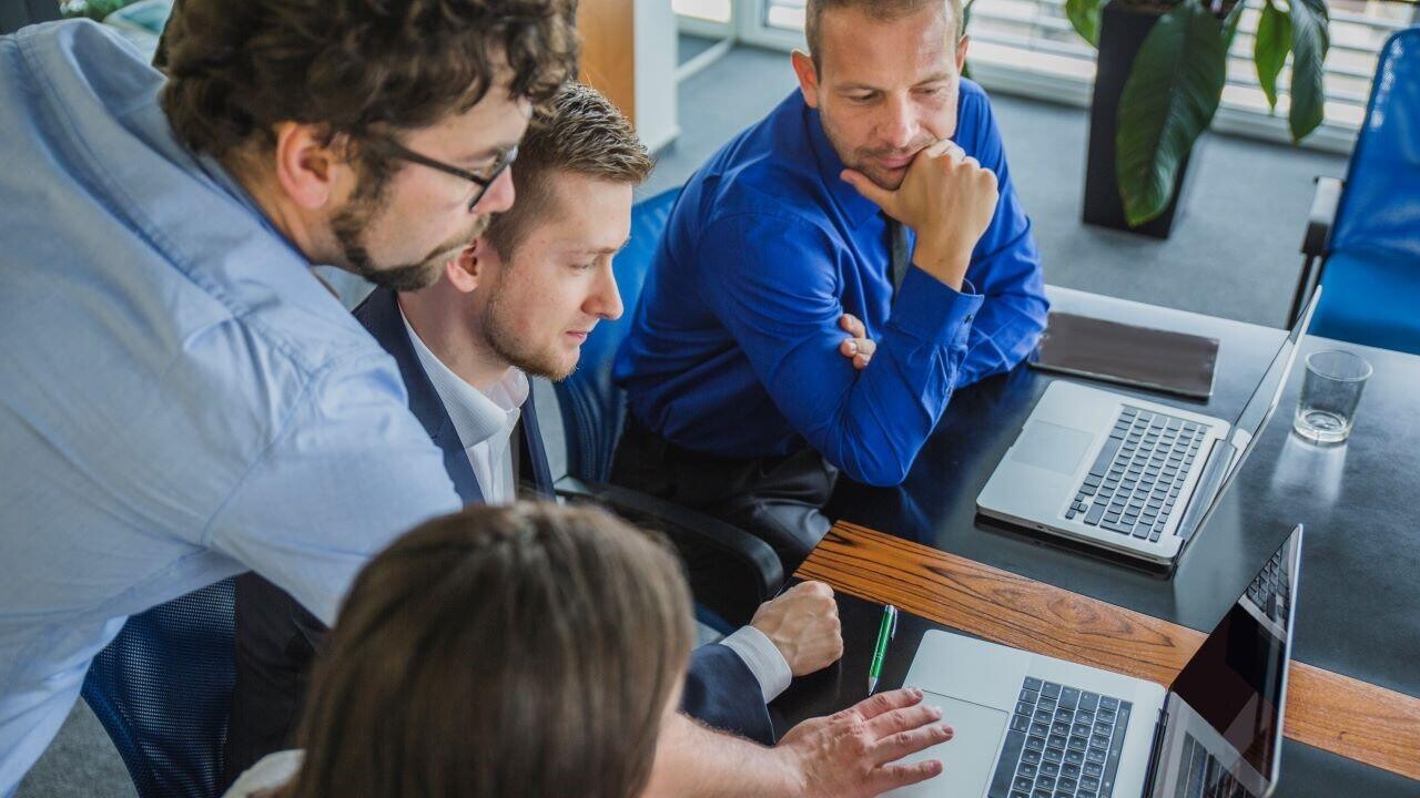 Войти в IT: сложно, но можно. Какие специалисты нужны прямо сейчас и где получить реальные знания