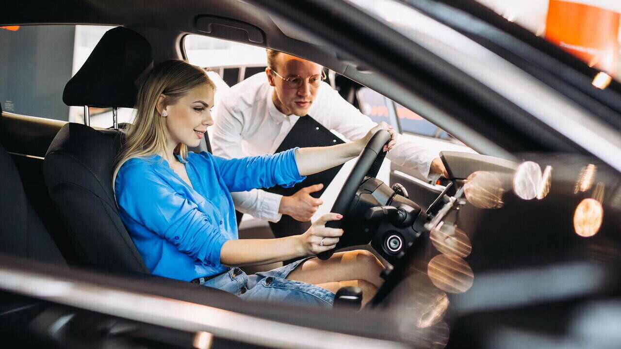 В Беларуси могут ужесточить обучение в автошколах. Что изменится?