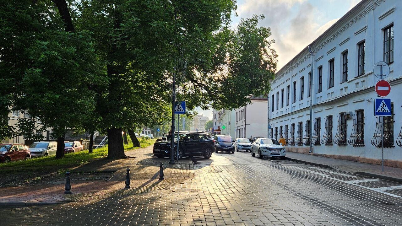 Как изменятся цены на платные парковки в Минске: тарифы и зонирование