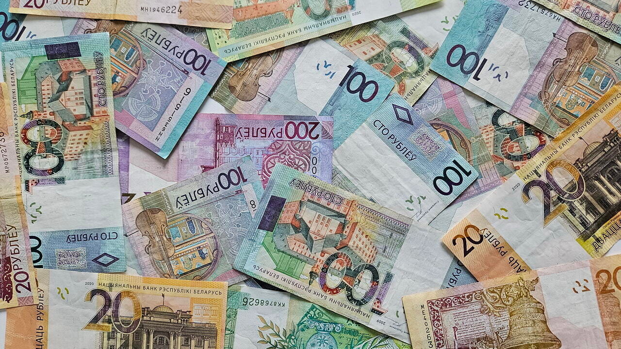 Инфляция, валютные резервы и ставки по вкладам: изучили главные финансовые показатели Беларуси за июль