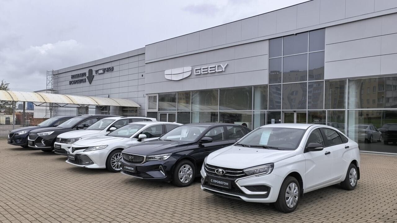 Известный автоцентр в минской Курасовщине станет «Точкой Geely»