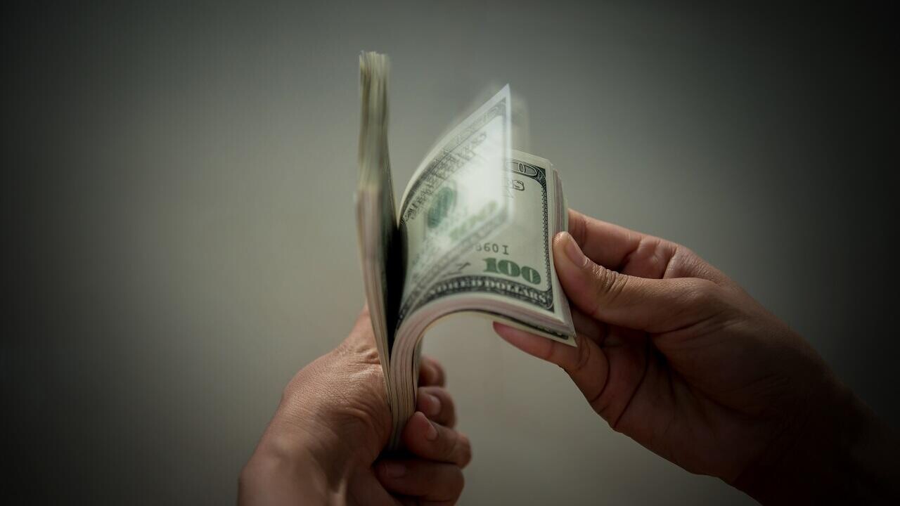 Иностранец в Минске присвоил $750 тыс. по схеме пирамиды: куда ушли деньги