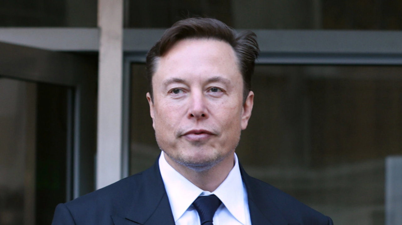 $23,7 млрд за лояльность: как Tesla удерживает Маска