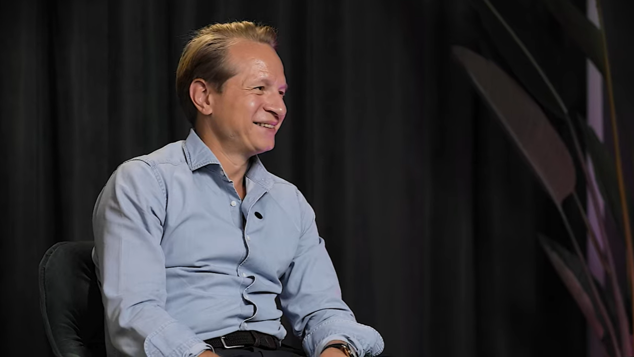 Как случайная идея превратилась в медицинский бизнес: история успеха Влада Андросова