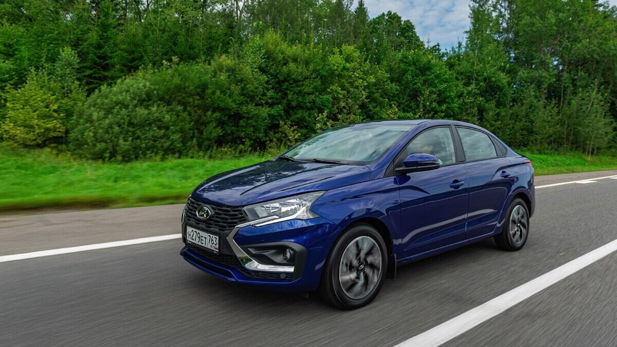 Тест-драйв LADA Iskra на белорусских дорогах: все плюсы и минусы российского авто