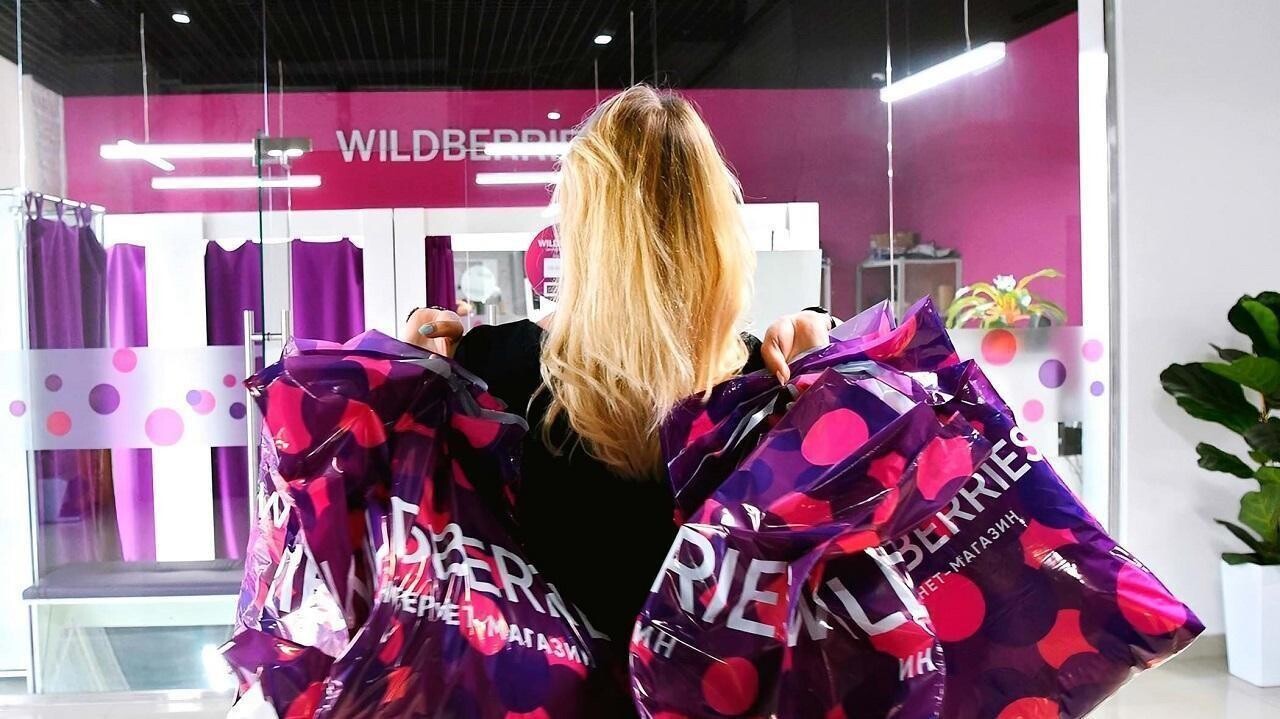 Wildberries в Беларуси ищет работников. Кого и на какие зарплаты