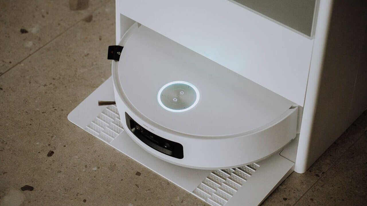 Умнее, чем кажется. Тестируем новый робот-пылесос Dreame Aqua10 Ultra Complete в условиях реального хаоса