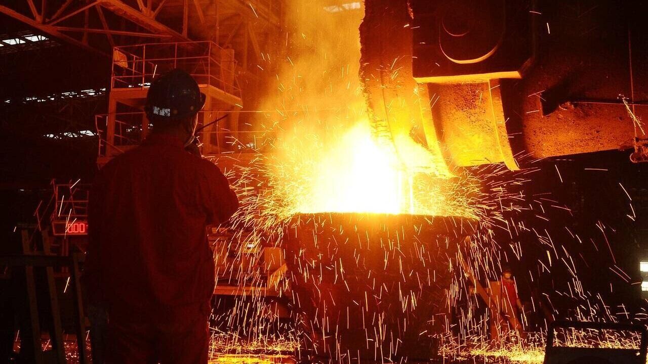 Промышленность Беларуси начала год с минуса. Где самый серьезный спад?