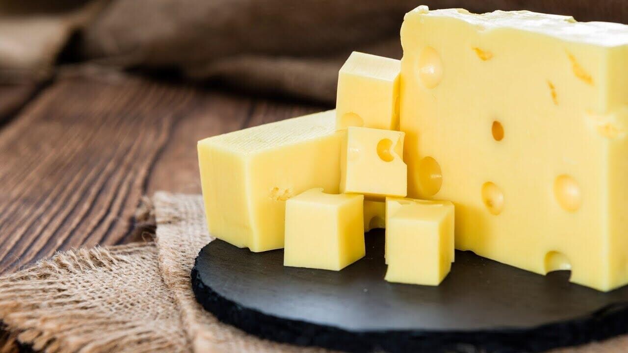 Россельхознадзор вернул в Беларусь сметану, сыр и колбасные изделия