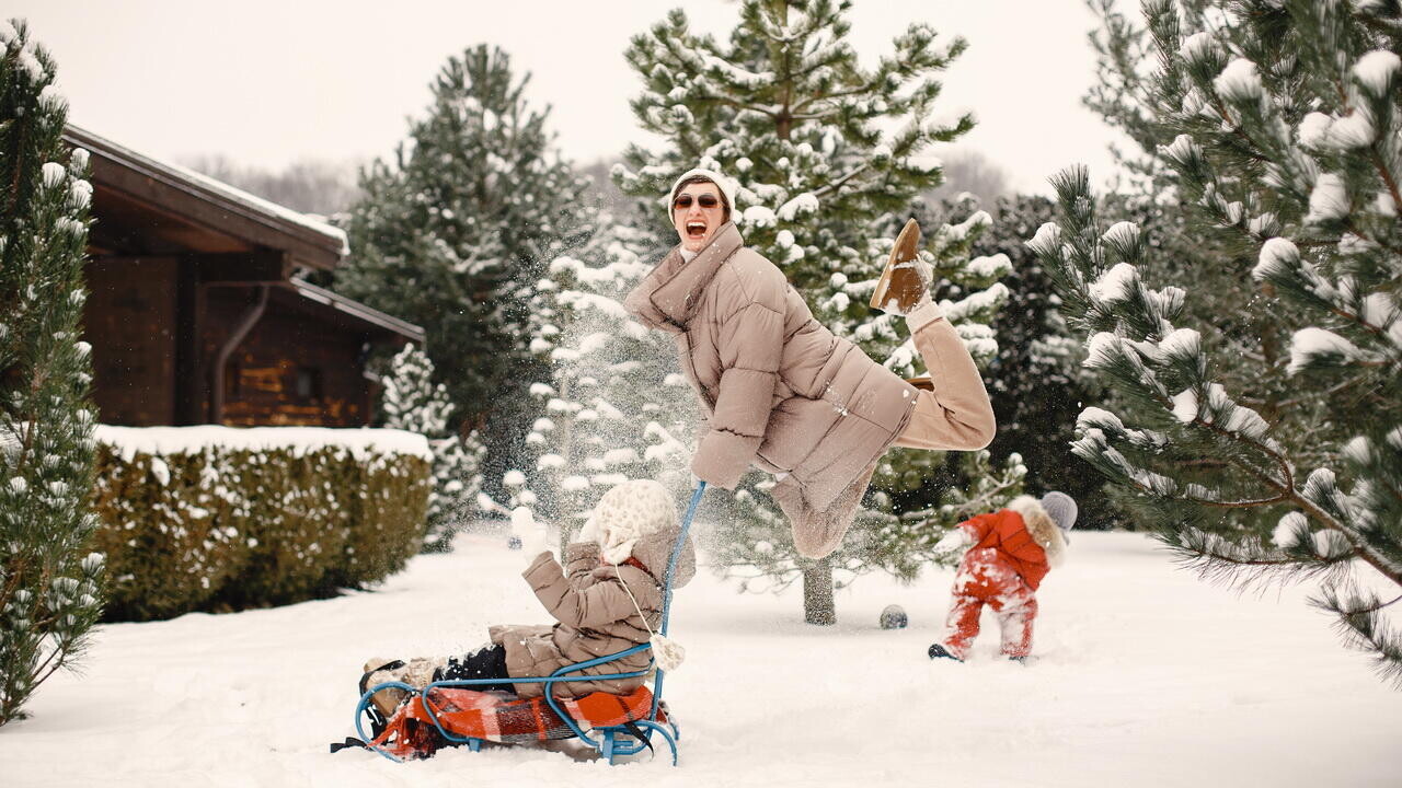 Остались ли места на Новогодние и рождественские праздники в санаториях и сколько стоят путевки?