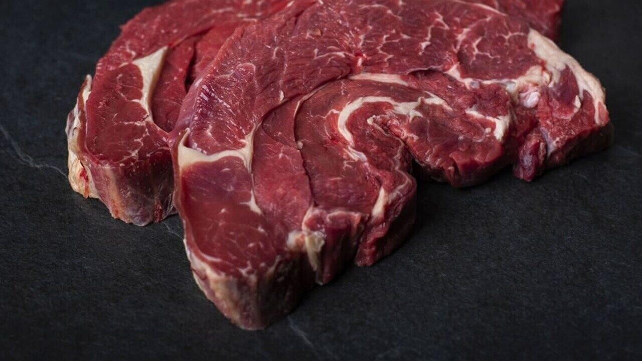 Белоруса задержали за попытку ввезти тонну говядины в Россию — мясо утилизируют