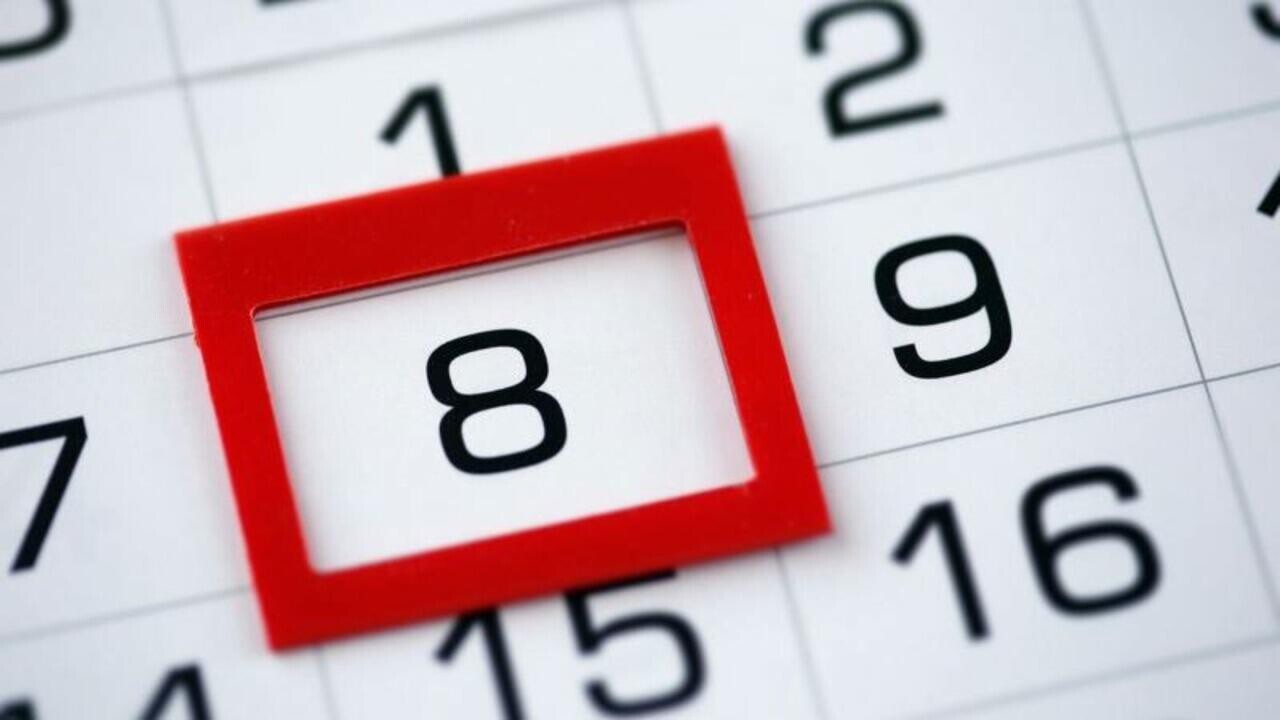 В Беларуси 8 мая — сокращенный день. Но не для всех
