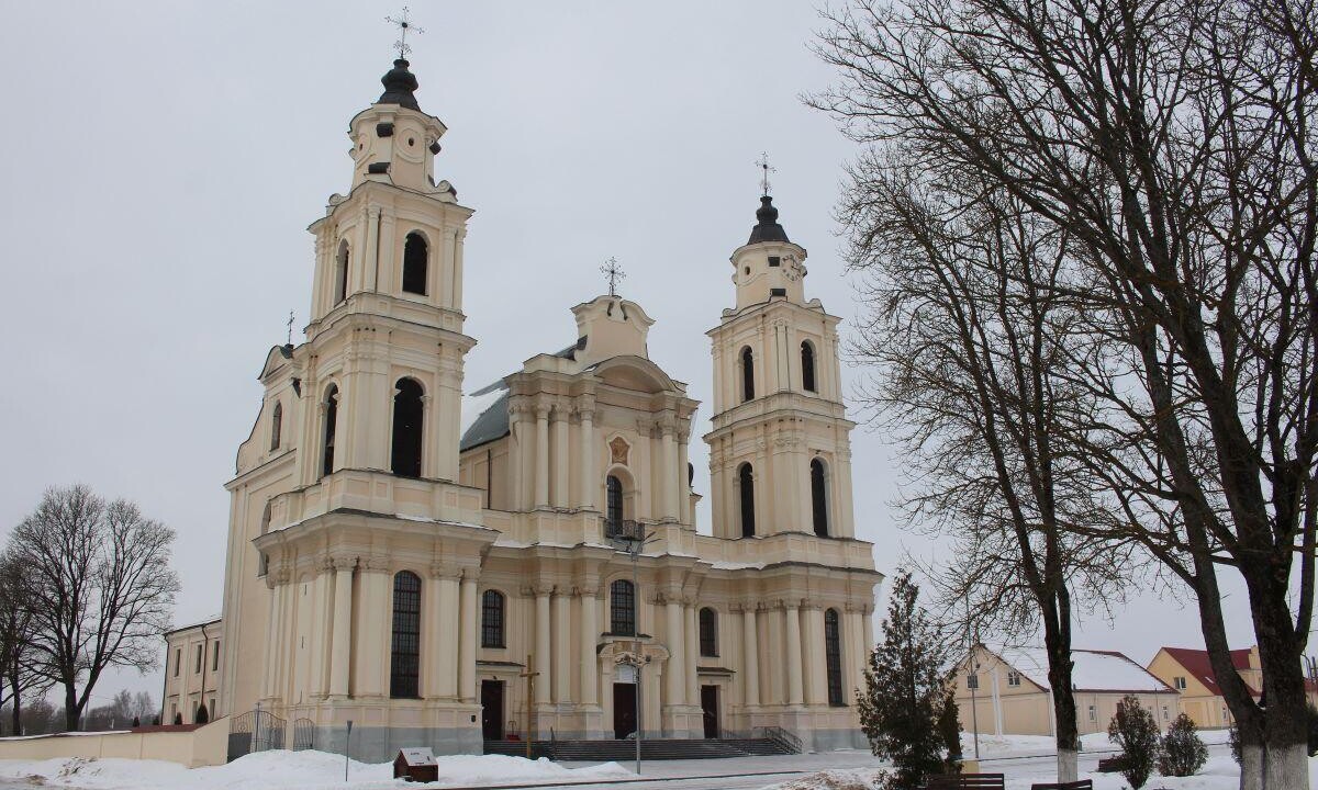 Путешествие в «белорусскую Мекку» для католиков. Что посмотреть и сколько это стоит?