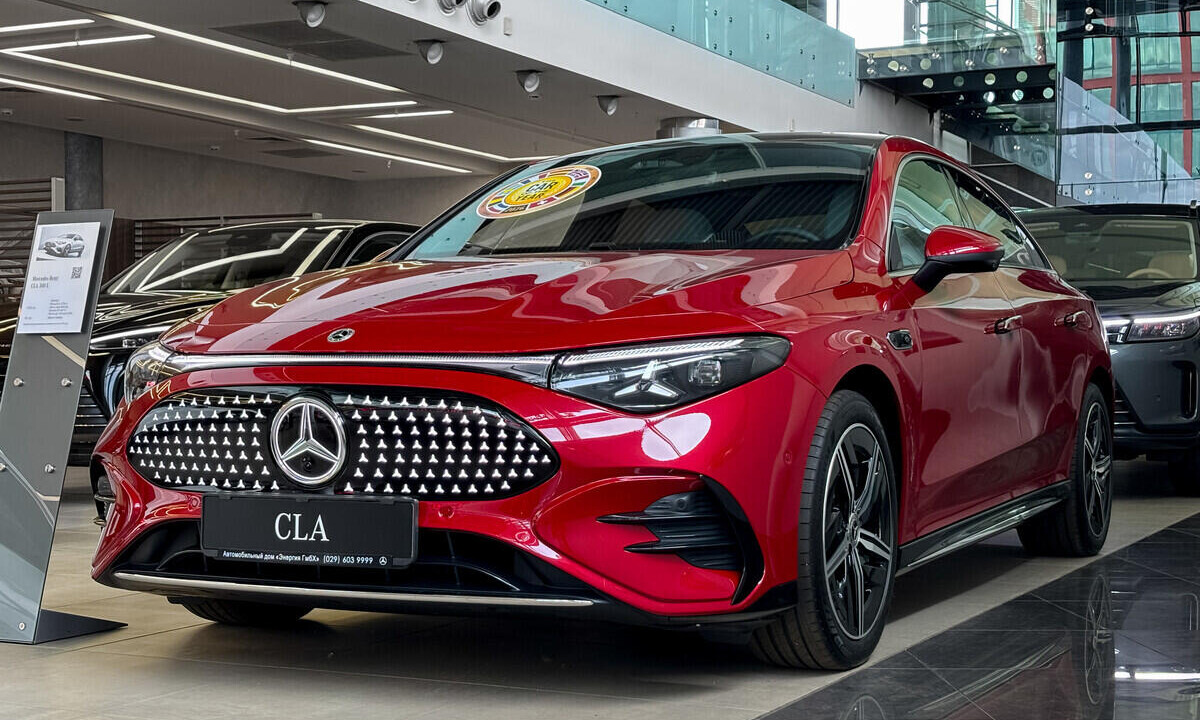 Электрические Mercedes-Benz CLA привезли в Беларусь. Какая цена у дилера?