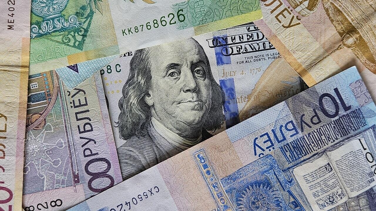 Вклады: букет изменений в ставках для вариантов в рублях и валюте