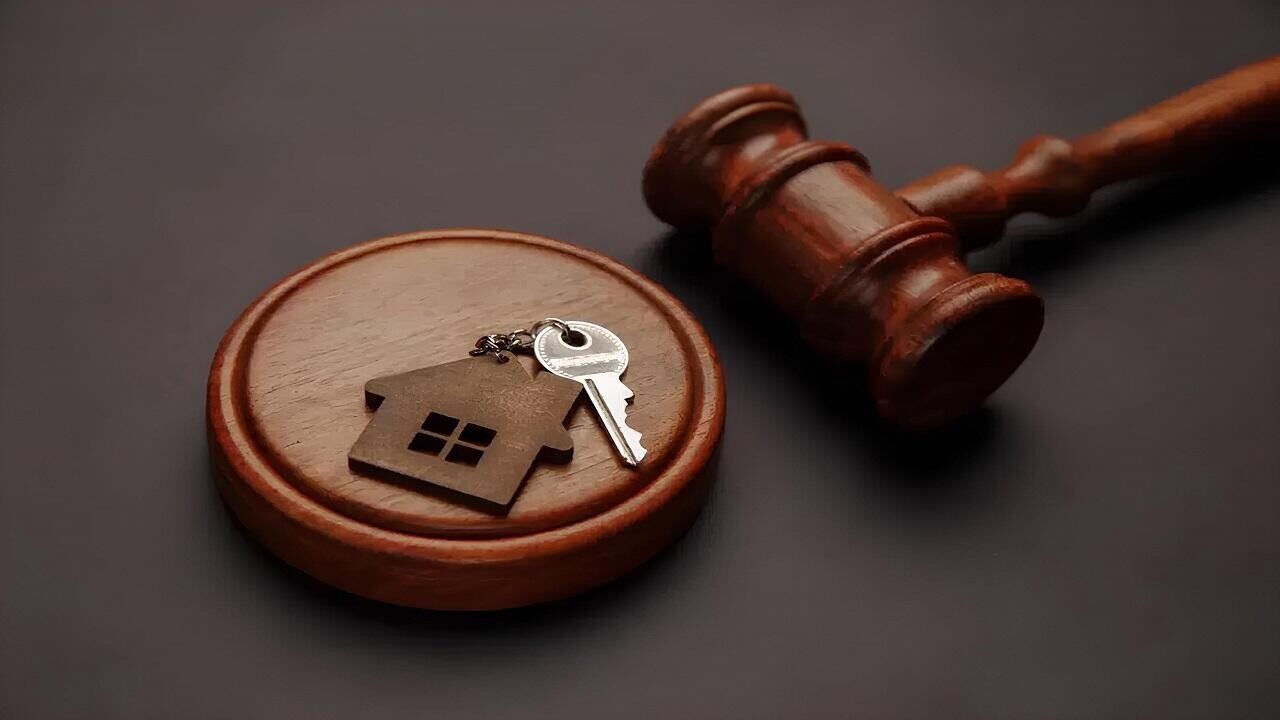 Покупка квартиры на аукционе – выгода или риск? Чек‑лист от эксперта для безопасной сделки