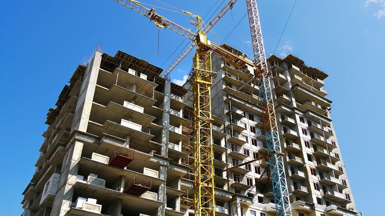 «Осенью средняя цена квадрата может приблизиться к $2 000». Эксперты – о тенденциях на рынке недвижимости