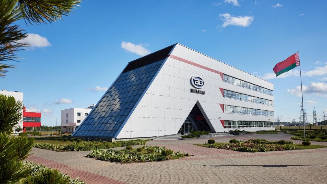 «БЕЛДЖИ» дали эксклюзивное право на ввоз автомобилей Geely в Беларусь