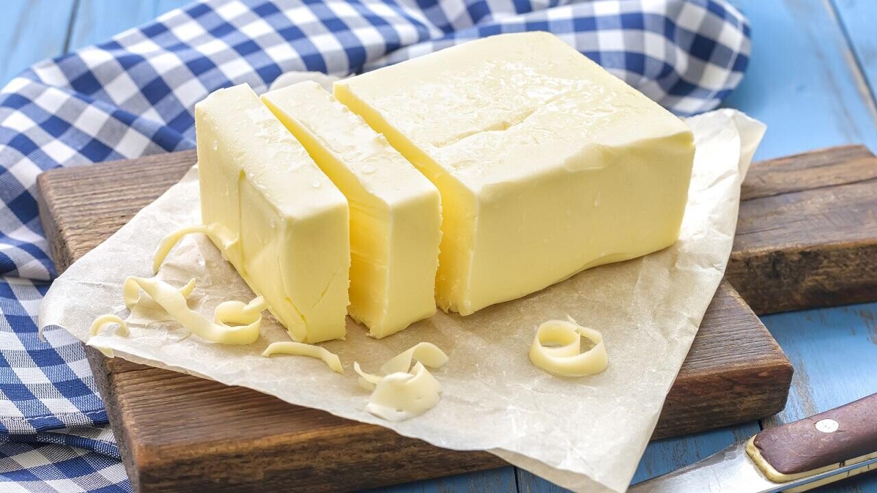 Беларусь ощутимо снизила экспортные цены на сливочное масло для двух стран