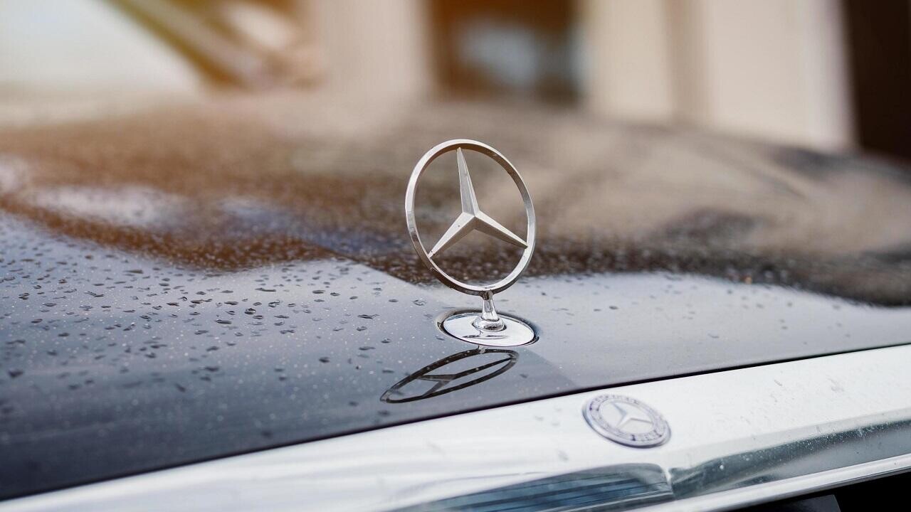 Белорус не смог снять с учета Mercedes – тот оказался «конструктором»