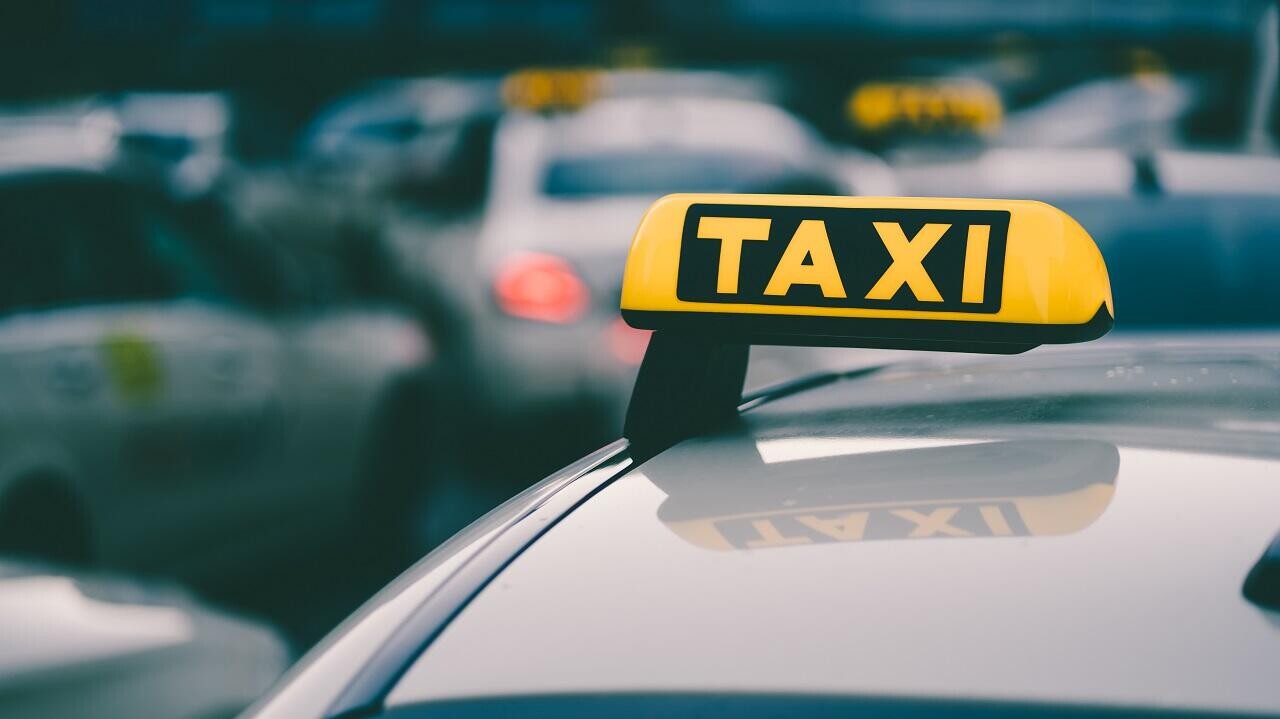 Появится ли в Беларуси национальный агрегатор такси? Ответили в Минтрансе