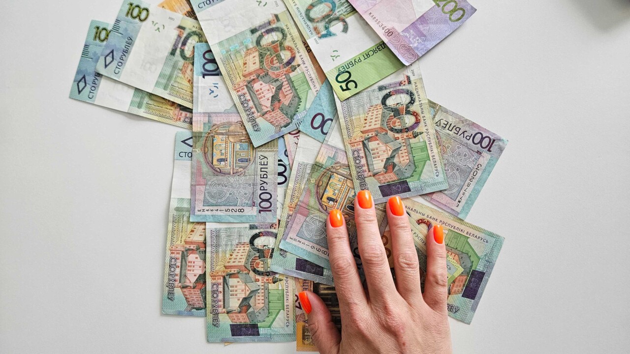 ТОП вакансий ноября с зарплатой от 9 000 до 20 000 BYN. Кого ищут прямо сейчас?