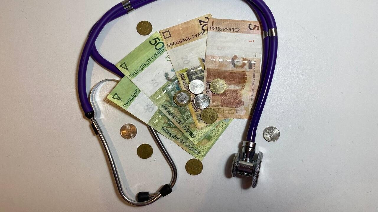 Названа медианная зарплата в медицине