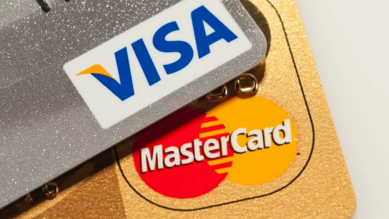 Mastercard делает ставку на розницу, Visa – на B2B: разбор стратегий криптовлияния