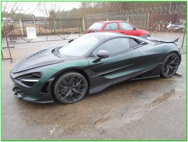 ​В Беларуси снова снизили цену на конфискованный McLaren 720S Spider