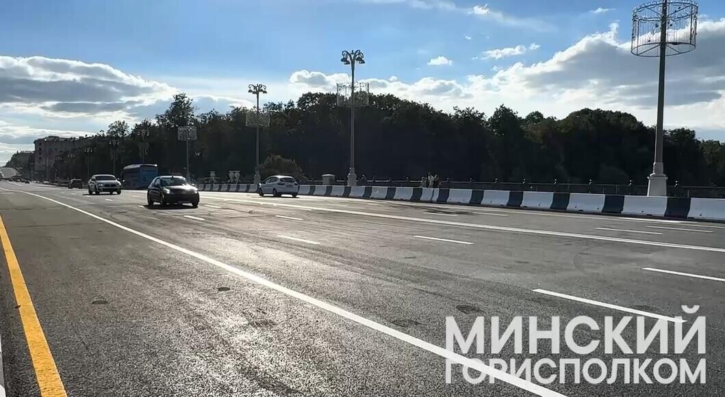 В Минске открыли движение по обновленному мосту через Свислочь
