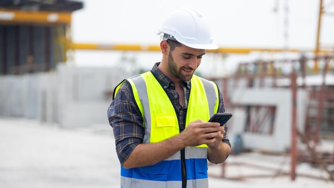 Как белорусам узнать свой страховой стаж – рассказали в Минтруда