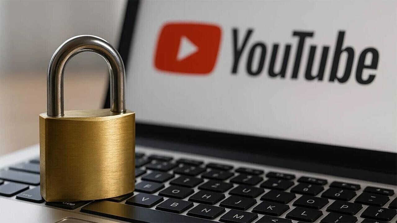 YouTube заблокировал канал СТВ во время прямой трансляции