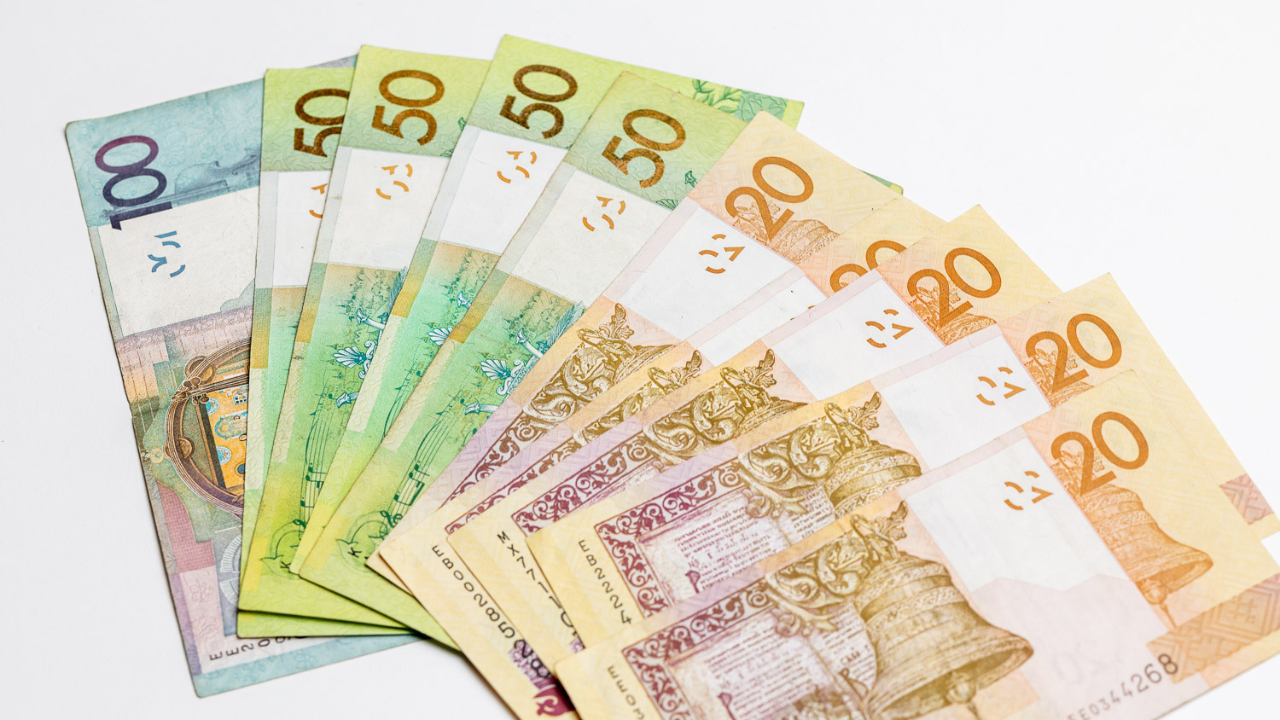 Директор бизнес-центра в Минске похитил 200 000 рублей – хотел свой ресторан