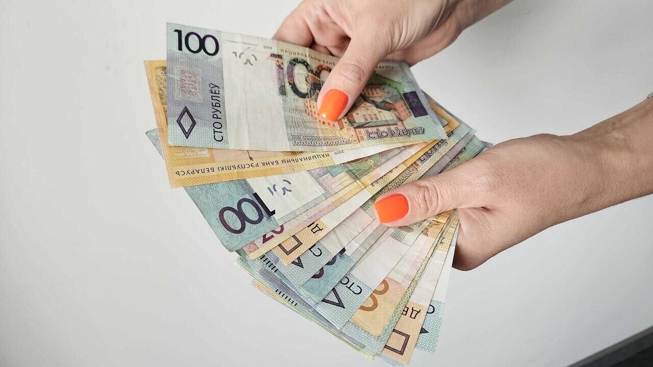 Главбух фирмы на Могилевщине тайком увела к себе в карман 1,4 млн рублей