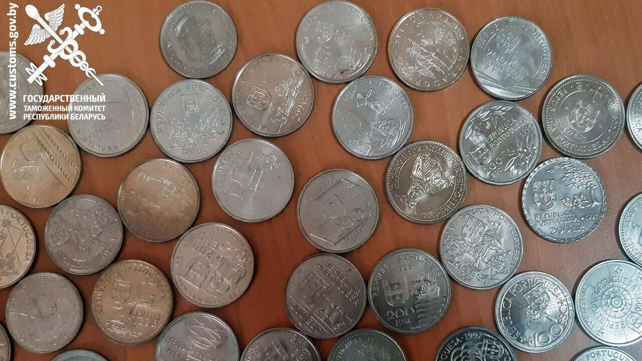 Белорус пытался нелегально провезти через границу 65,5 тыс. монет