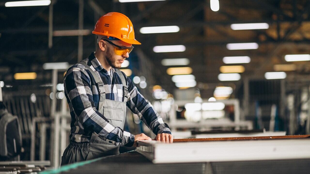 Списки для профессионального пенсионного страхования в Беларуси сократили. Почему?