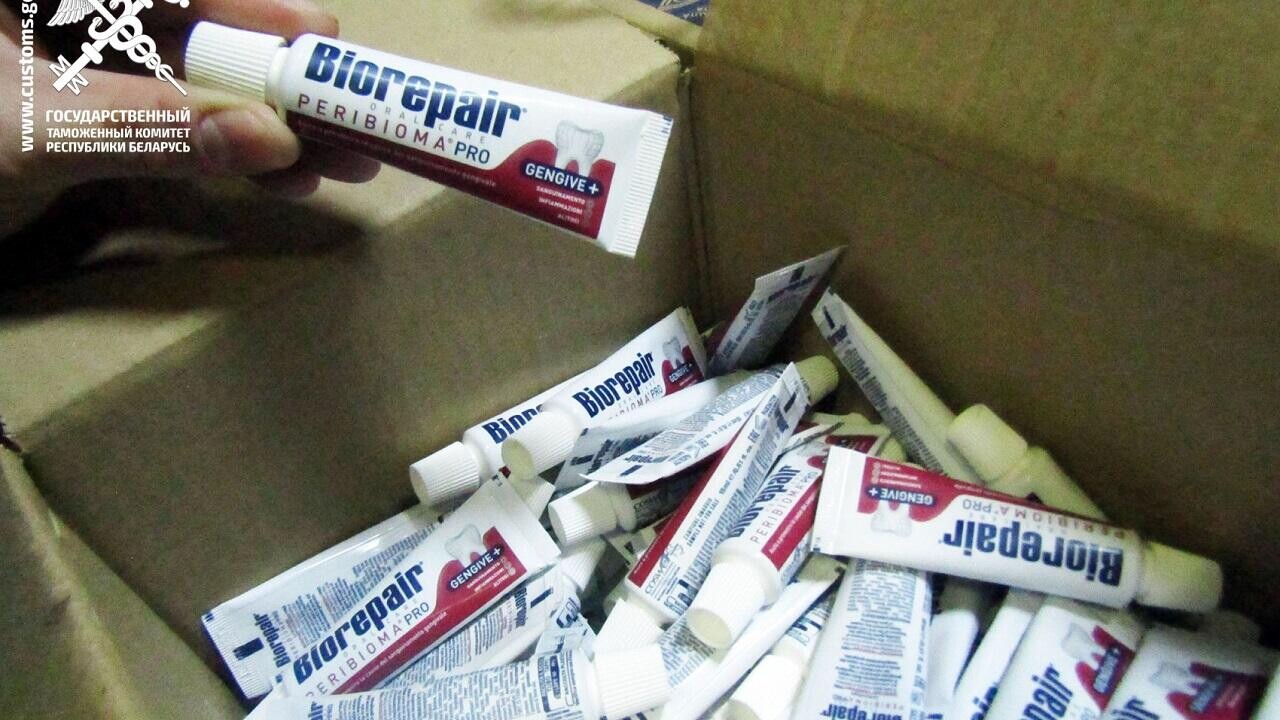 Груз зубной пасты по бросовой цене насторожил таможню. Оказалось, не зря