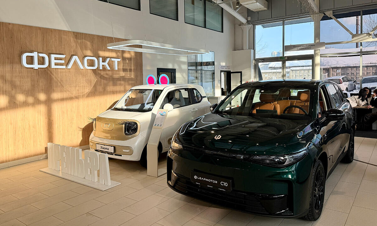 В наличии самые доступные автомобили на рынке. В крупном автоцентре началась грандиозная распродажа новых электромобилей