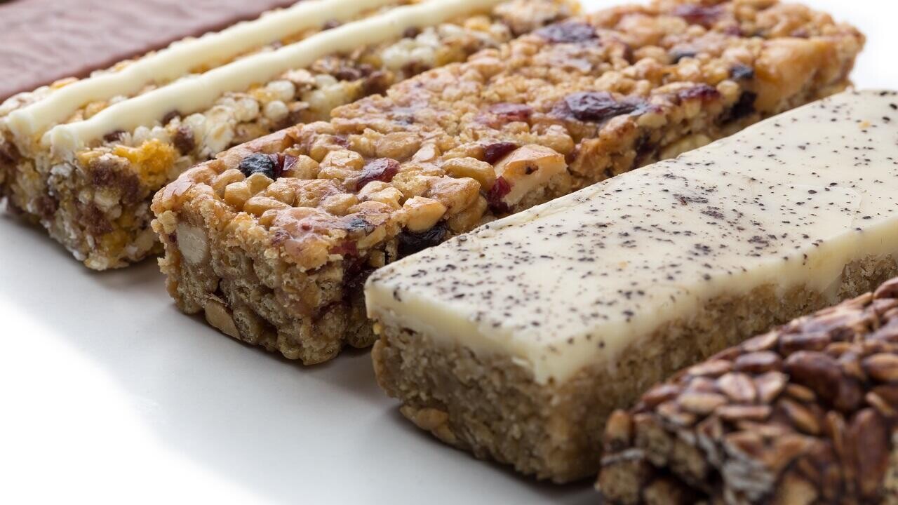 Любите белковые батончики? В Беларуси будут выпускать собственные