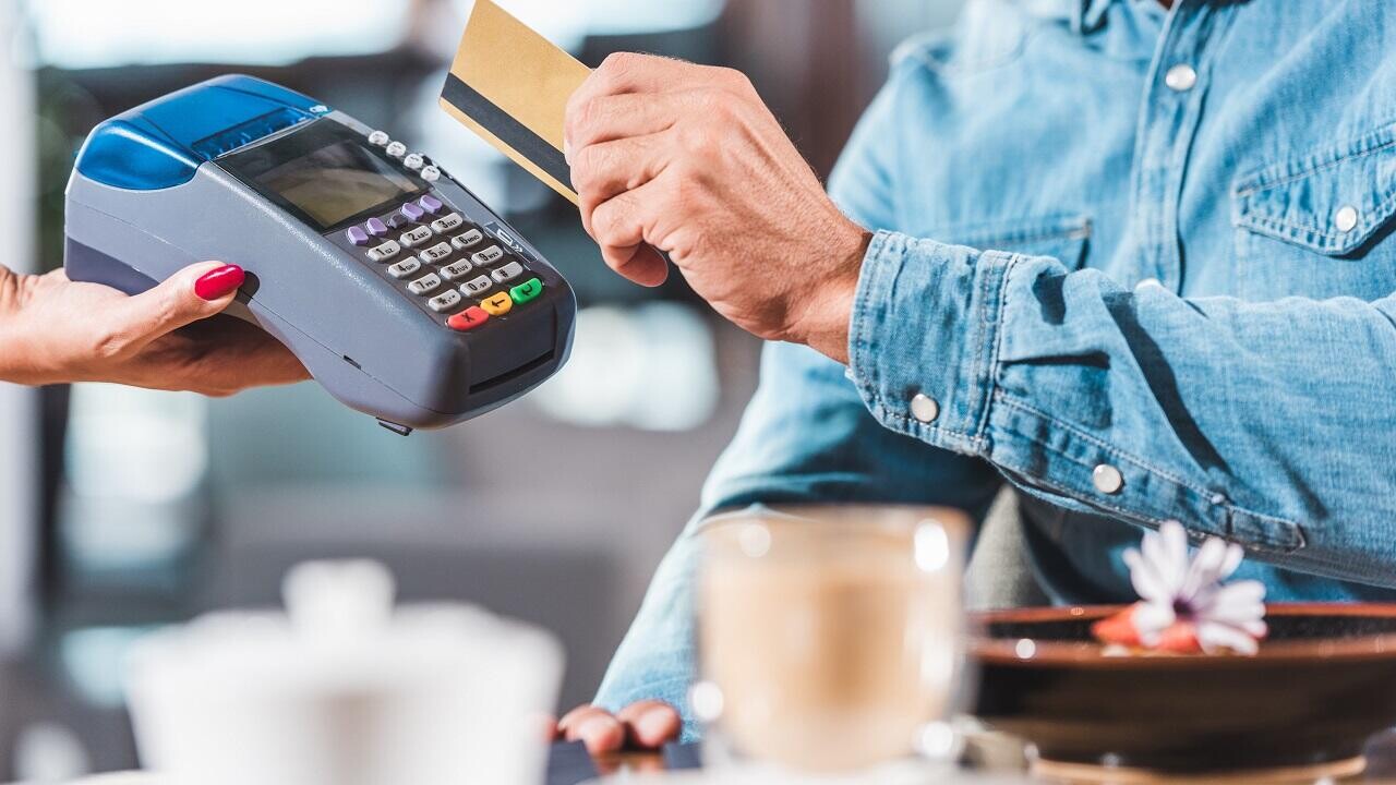Беларусбанк возобновил выпуск карт UnionPay на пластике
