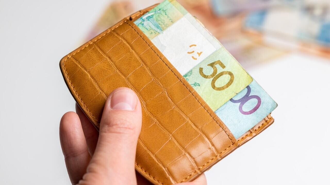 Минск лидирует по зарплатам, но уступает регионам по реальному росту