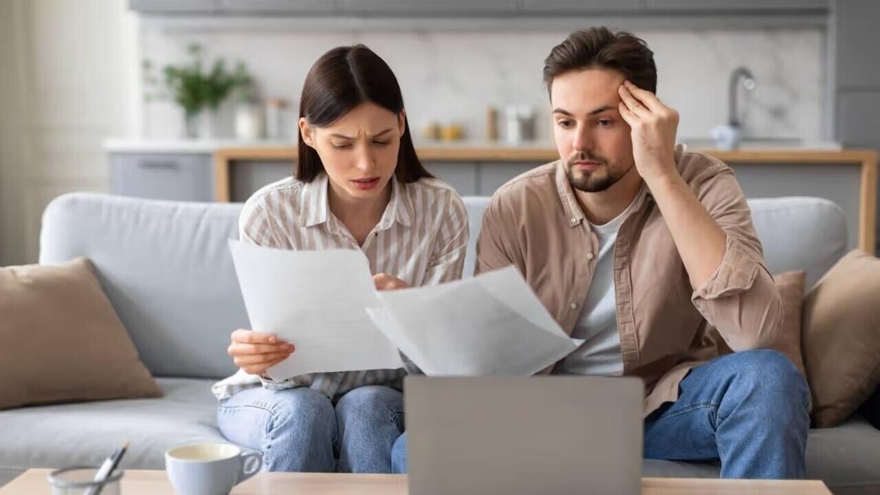 Даже с хорошей зарплатой могут отказать в кредите: что влияет на решение банков