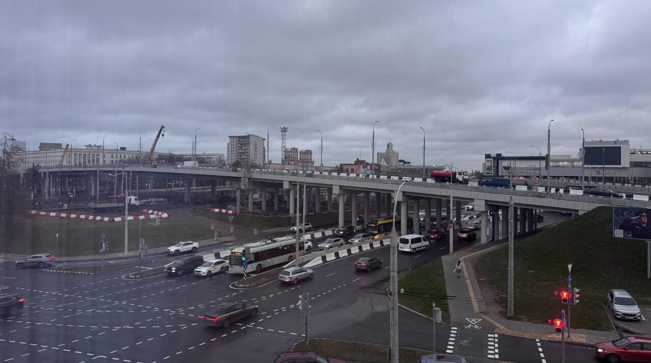 Мост в центре Минска открыли после ремонта